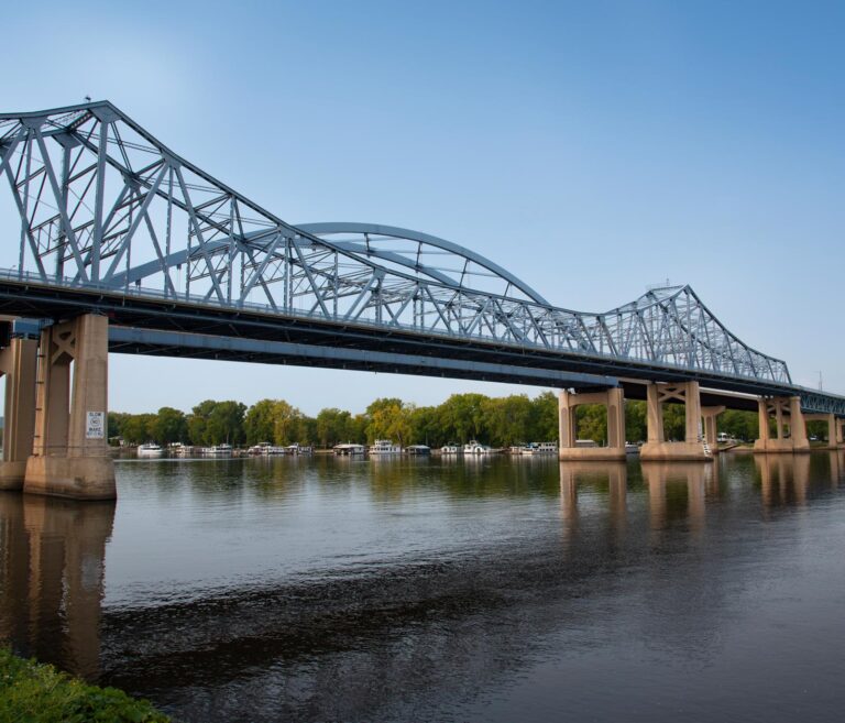 hero-bridge